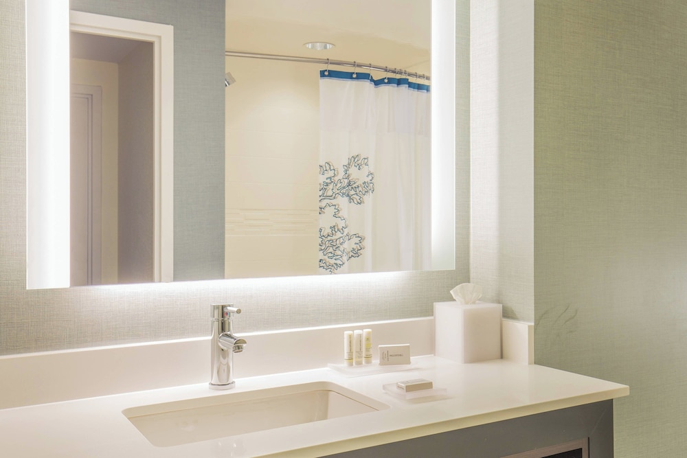 Residence Inn by Marriott Boston Braintree - photo 13