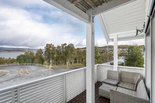 Lovely 4 bedroom house with the view of aurora — 4-Star Luxury Hotel in Tromso, Norway
