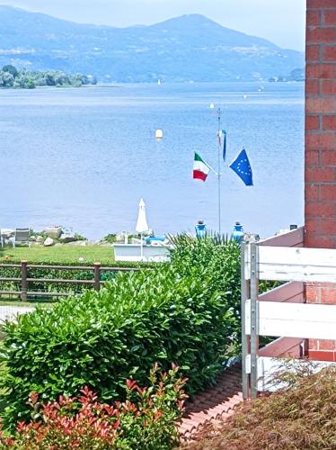 House Benedetta & Gloria on the Lake — 4-Star Luxury Hotel in Castelletto Sopra Ticino, Italy