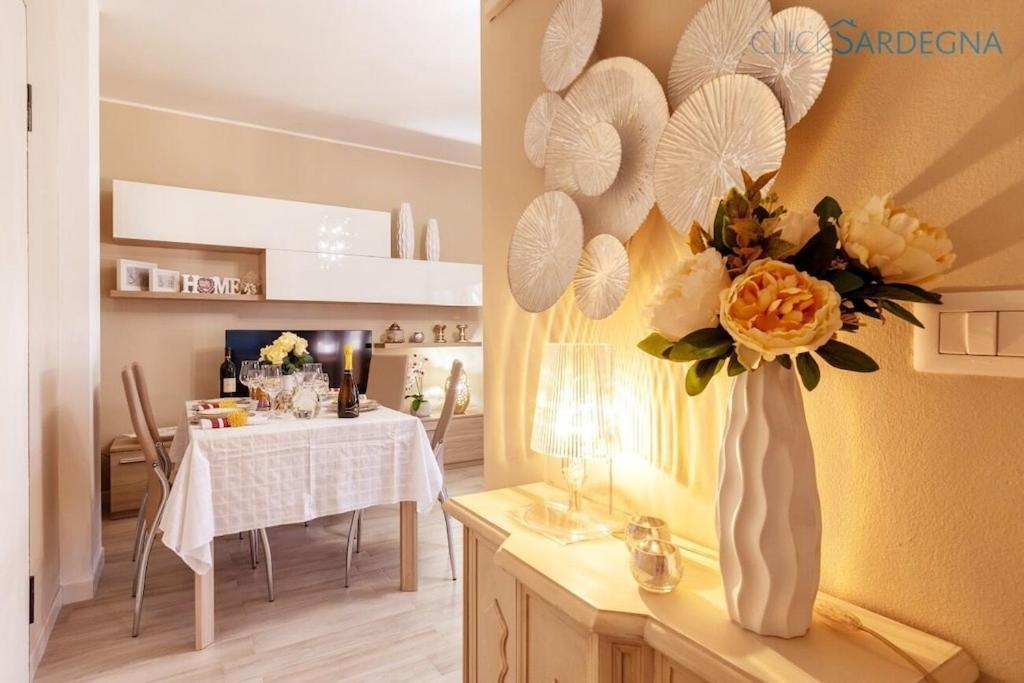 Lovely Apartment Next To the Beach with Air Conditioning And Wifi — 4-Star Luxury Hotel in Alghero, Italy