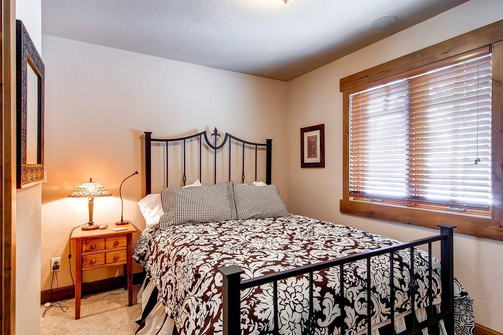 Keystone Gulch Estate 1688 - photo 2