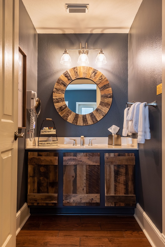 Gruene River Hotel & Retreat - photo 68