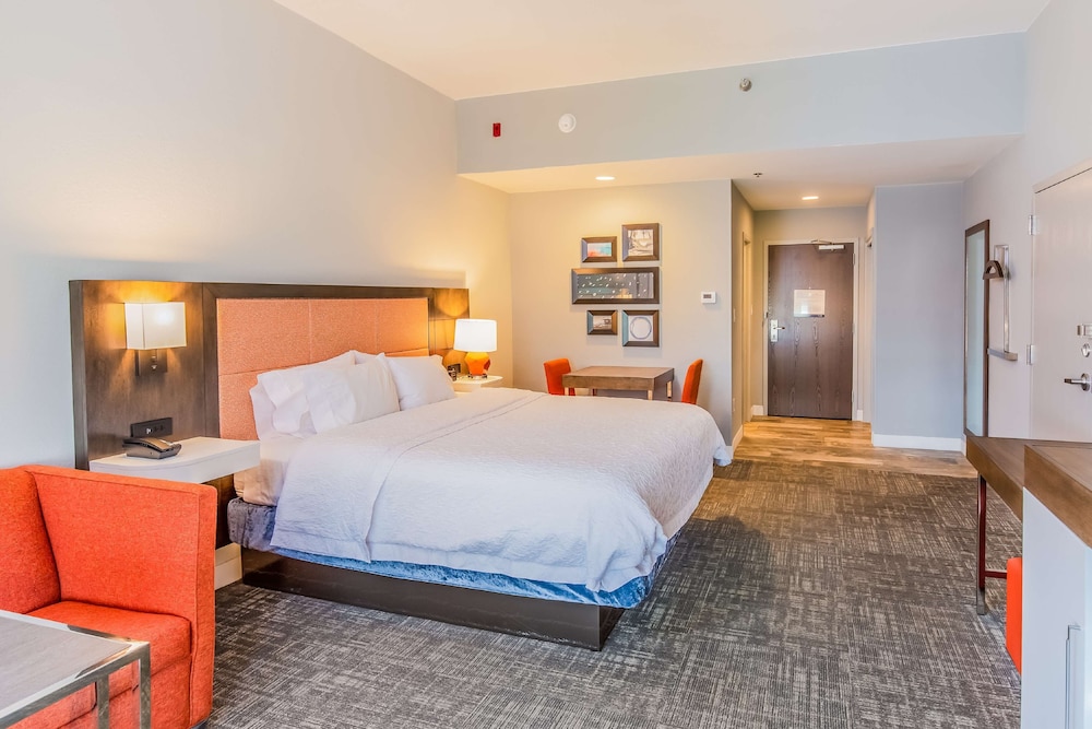 Hampton Inn Pensacola Beach - photo 38
