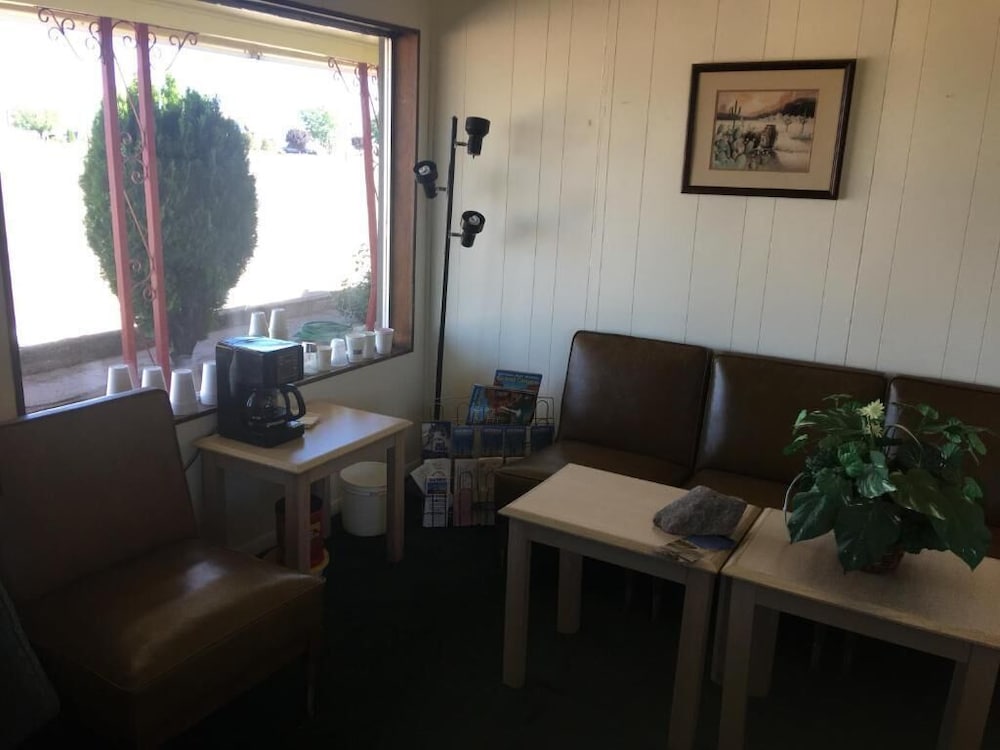 66 Motel - photo 20