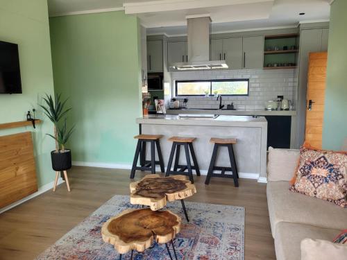 Bamboo Apartments — 4-Star Luxury Hotel in George, South Africa