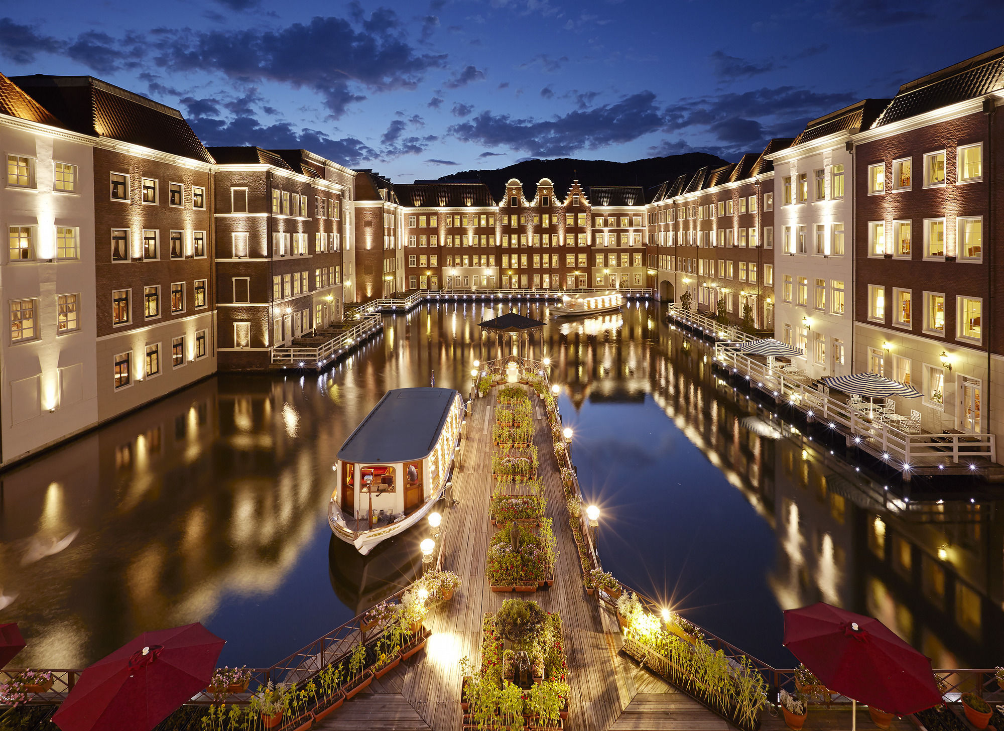 Hotel Europe Huis Ten Bosch in Sasebo, Japan