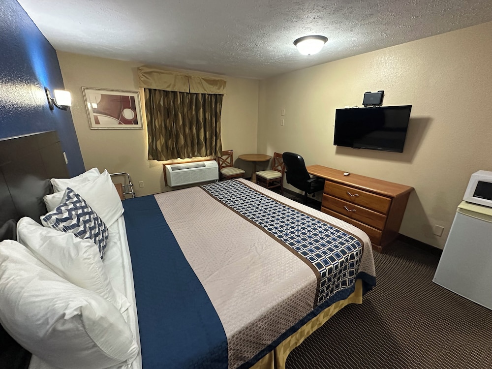 Eco Lux Inn - photo 13