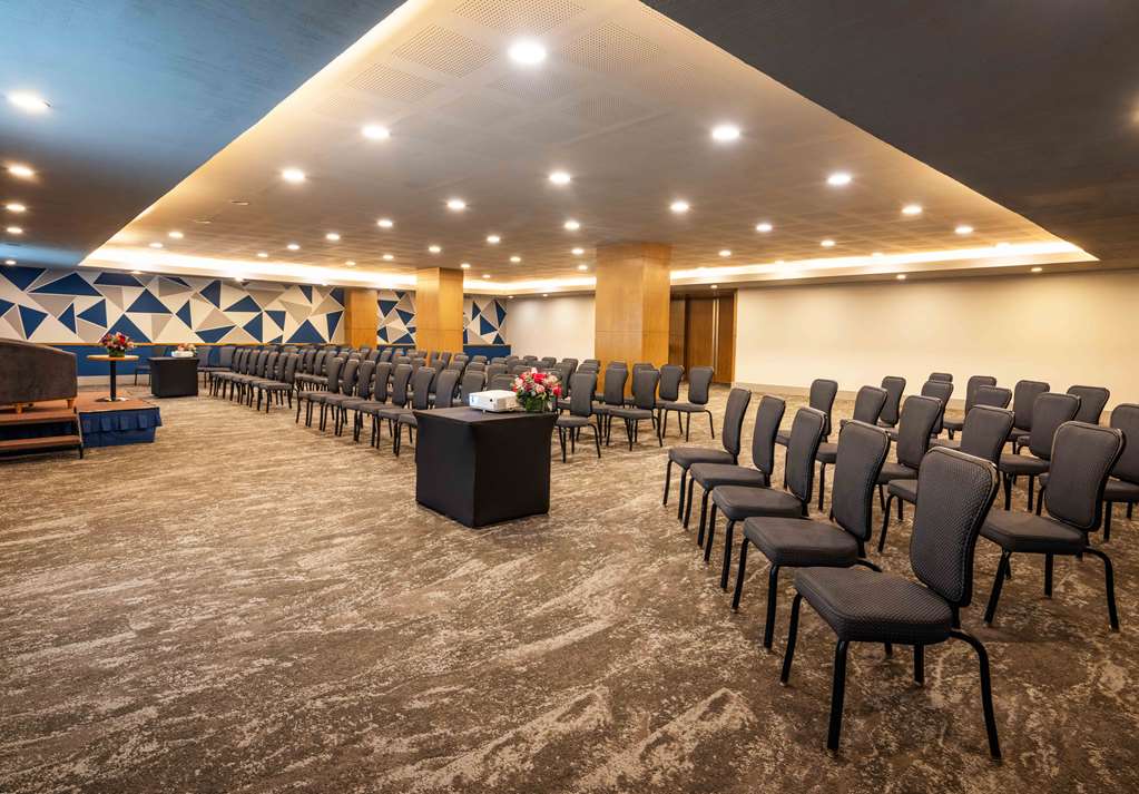 Galeria Plaza Reforma Salon Lancaster