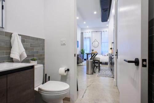 3 2 NEW Prime E Village Private outdoor - photo 24