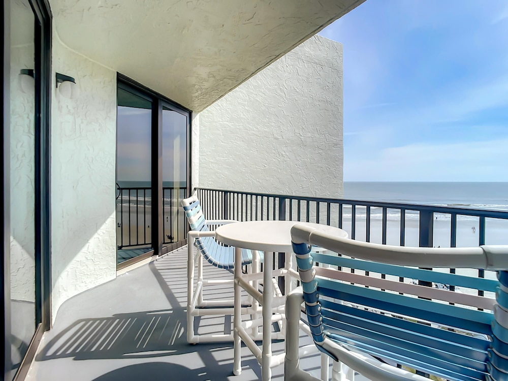 Ocean View with a beachfront pool at Ocean Trillium Condo 702 — 4-Star Luxury Hotel in New Smyrna Beach, United States