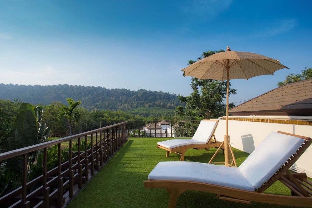 Hotel image of Ozone Villa
