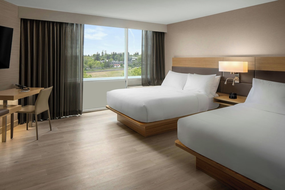 AC Hotel by Marriott Portland Lake Oswego - photo 24