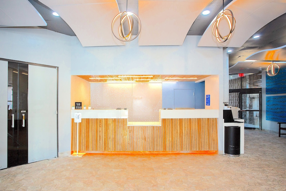 The Barclay Towers Resort Hotel - photo 6