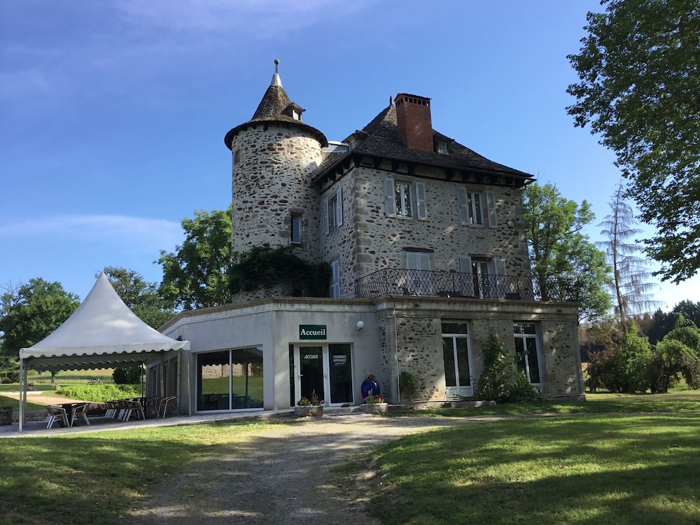 Hôtel La Châtelleraie in Maurs, France