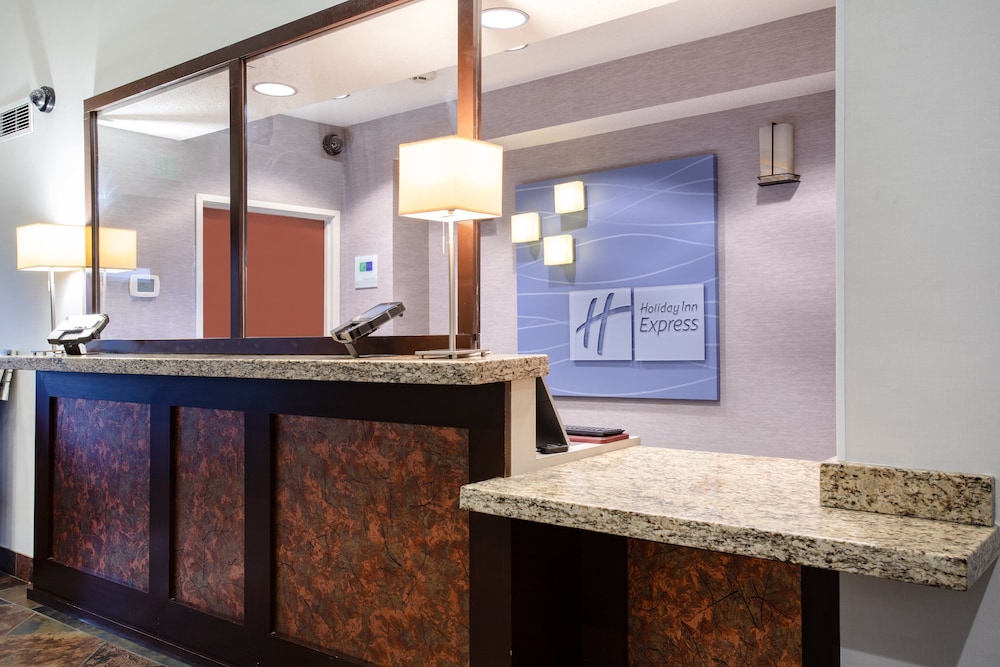 Holiday Inn Express & Suites Denver SW Littleton an IHG Hotel - photo 4