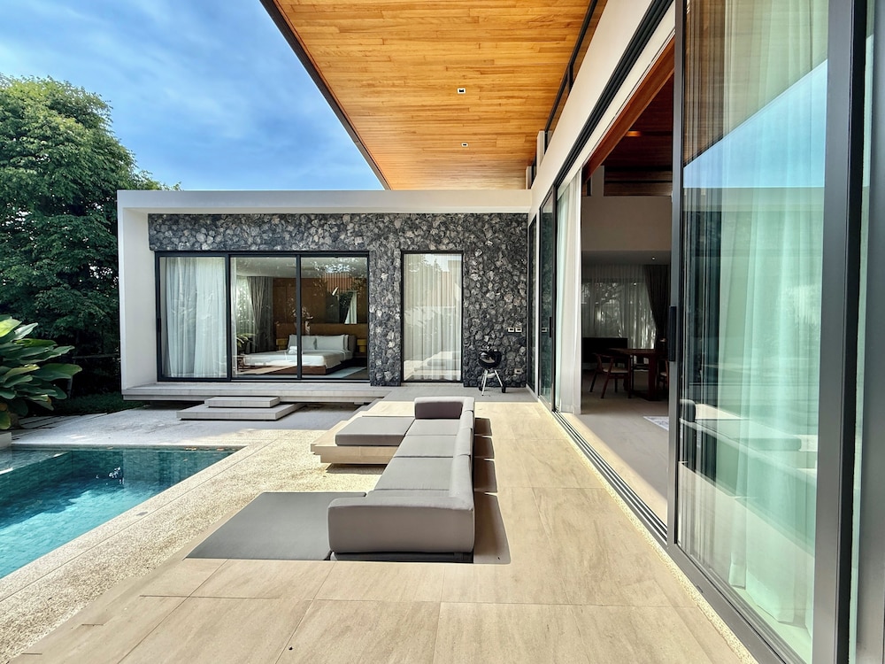 Botanica Modern By Villacarte 159 31 in Thalang, Thailand