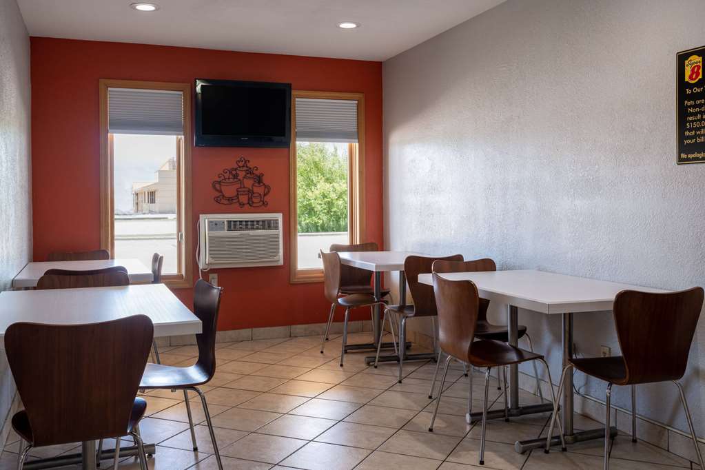 Super 8 by Wyndham Mattoon - photo 36