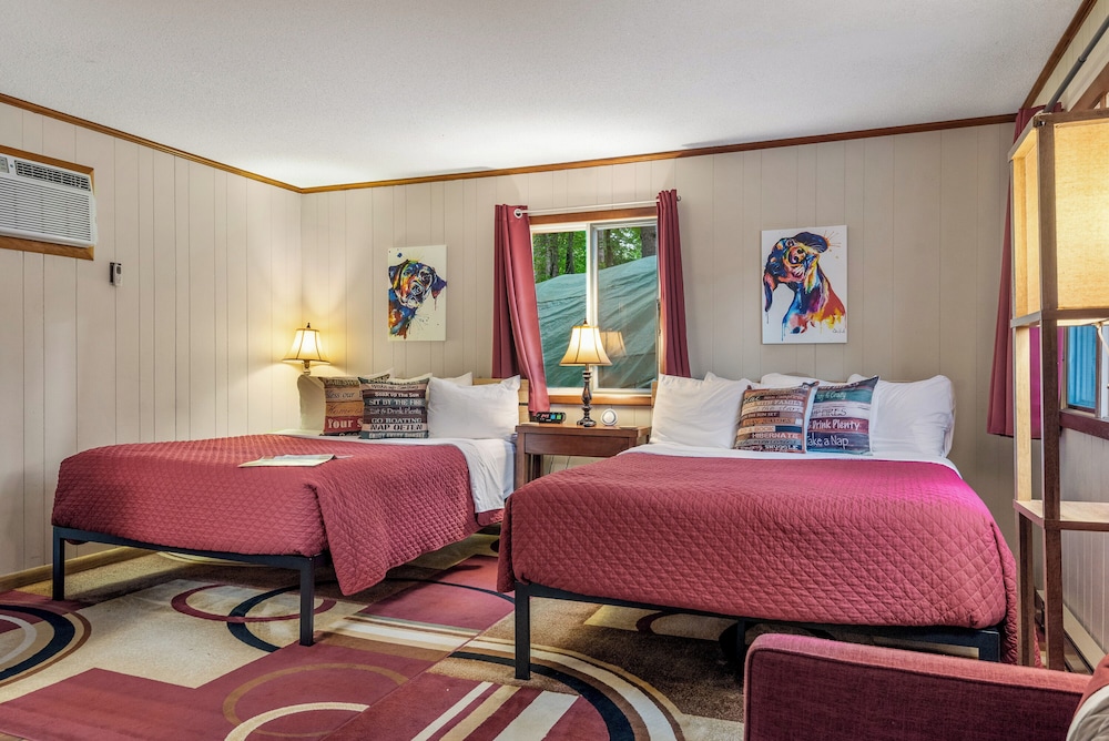 Tall Pines Inn - photo 17