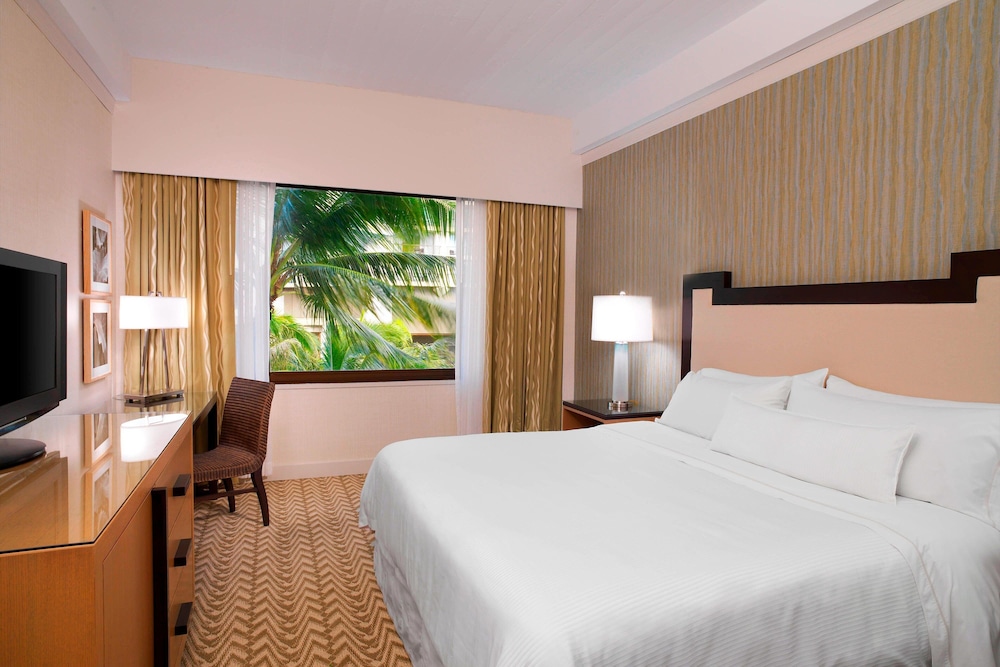 Moana Surfrider A Westin Resort & Spa Waikiki Beach - photo 25