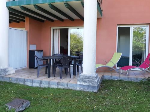 Appartement Ciboure 1 pièce 4 personnes FR 1 239 534 — 4-Star Luxury Hotel in Ciboure, France