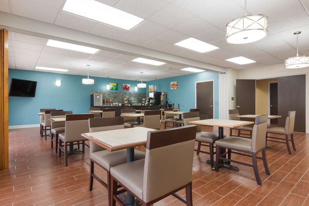 Quality Inn Magnolia - photo 28