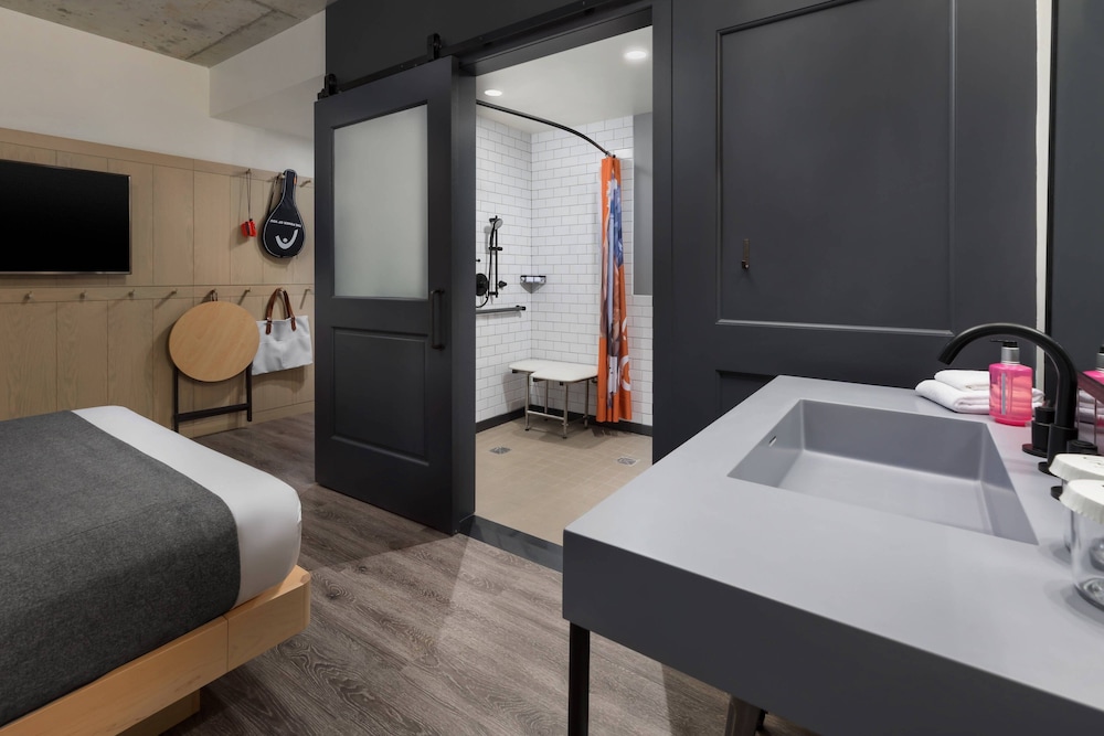 Moxy Boston Downtown - photo 31