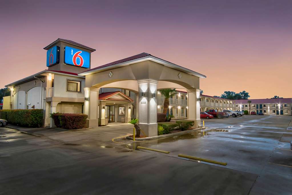 Motel 6 Sulphur LA - featured photo