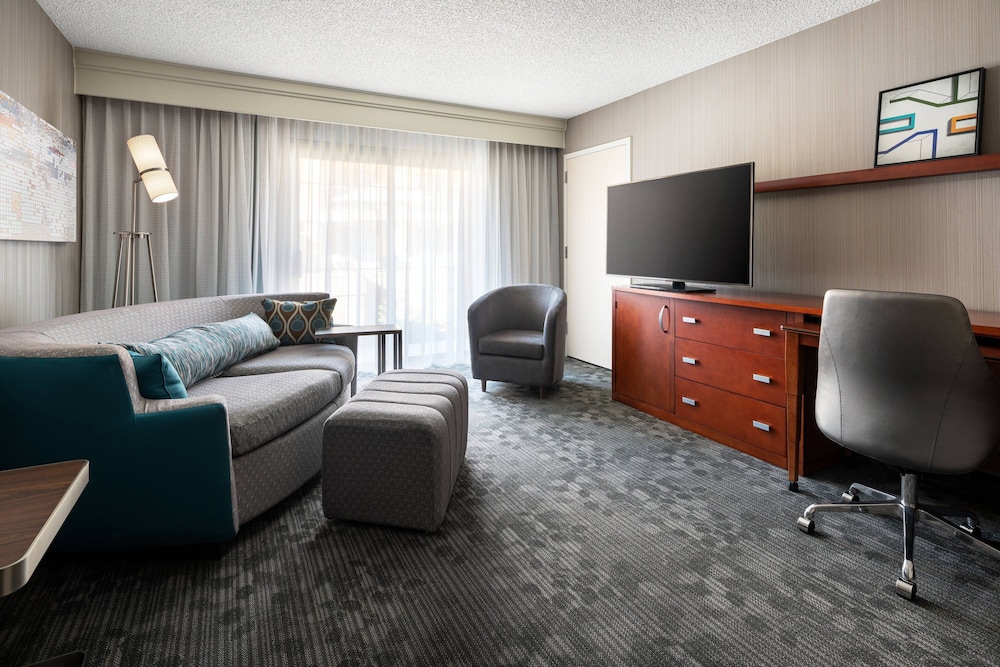 Courtyard by Marriott San Jose Cupertino - photo 14