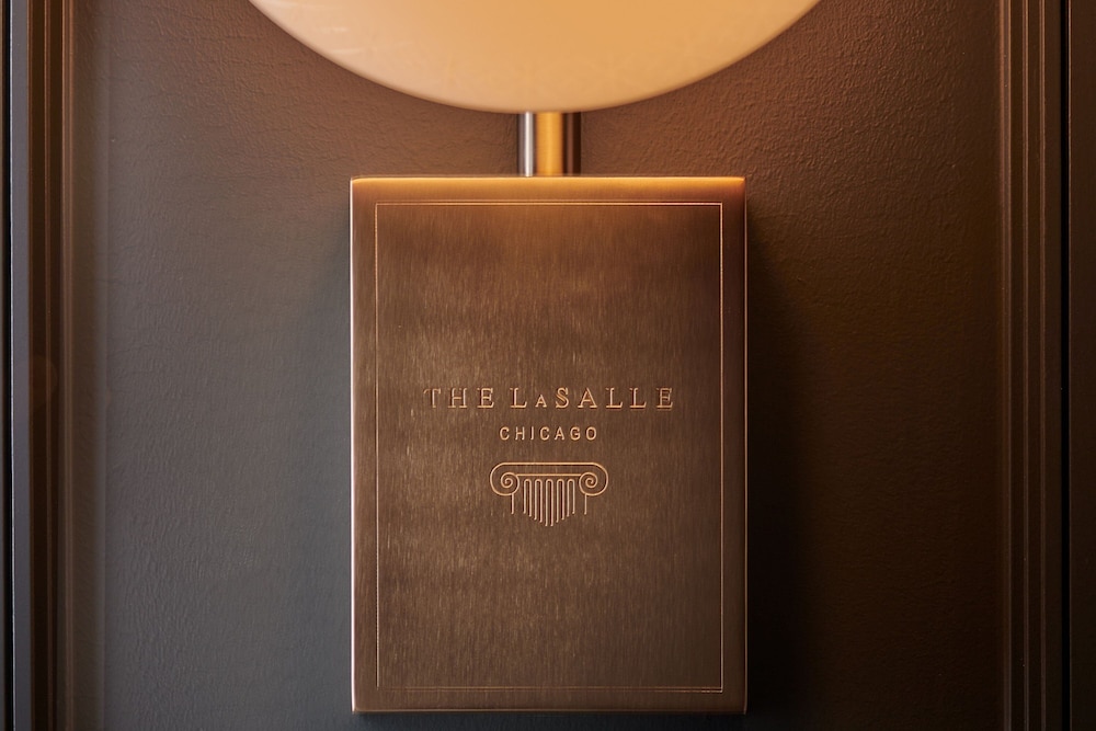 The LaSalle Chicago Autograph Collection by Marriott - photo 17