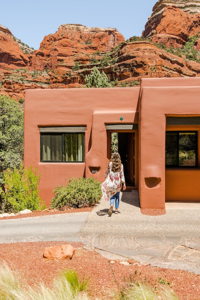 Enchantment Resort - photo 4