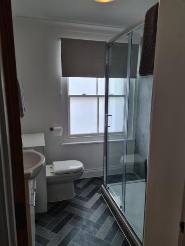 Beautiful Apartment 3 Mins To The Beach — St Leonards — photo 5