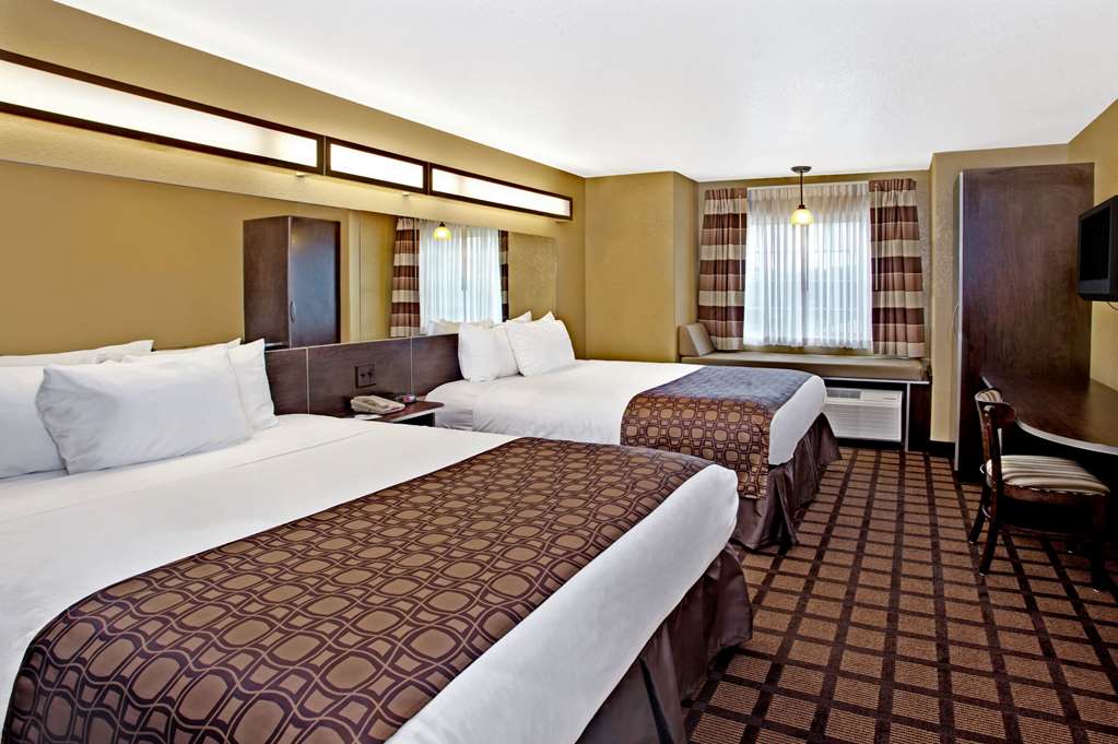 Microtel Inn & Suites by Wyndham Cartersville - photo 7