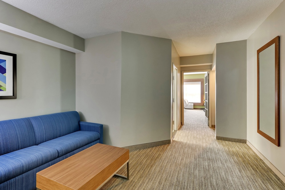 Holiday Inn Express Hotel & Suites Bad Axe by IHG - photo 27