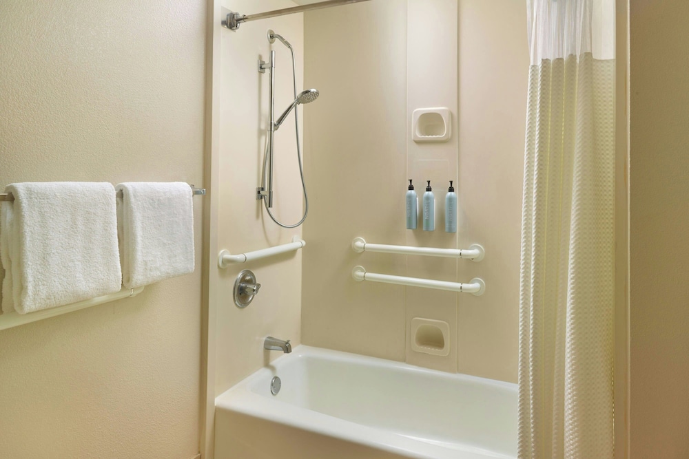 Courtyard by Marriott Baton Rouge Acadian Centre LSU Area - photo 14
