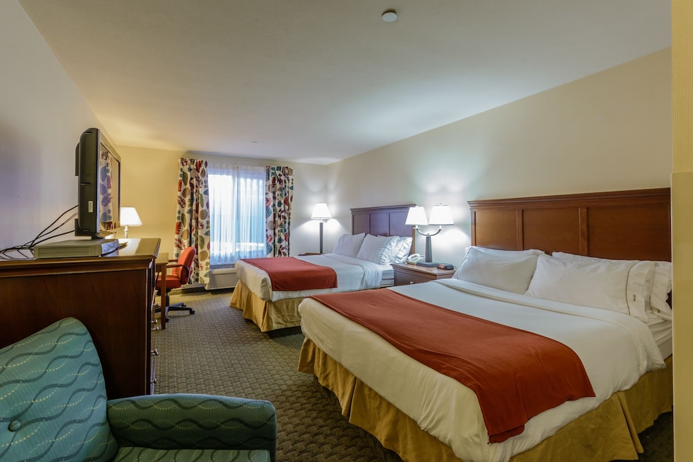 Triple Play Resort Hotel & Suites — hotel in Hayden