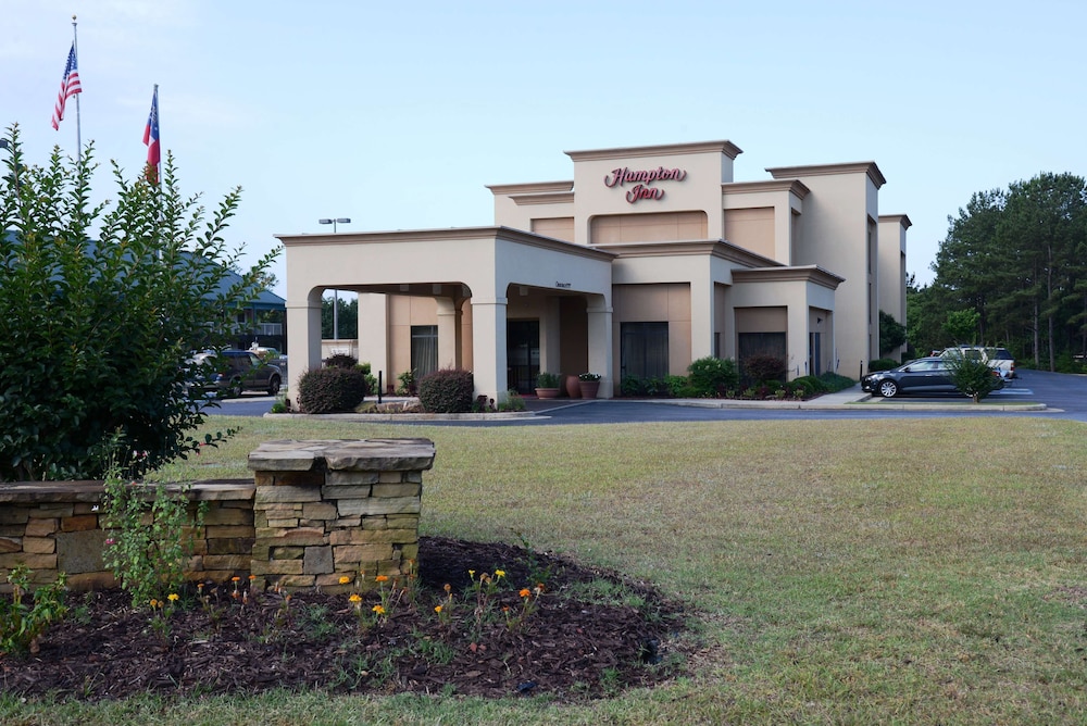 Hampton Inn Americus - carbon neutral hotel in Americus