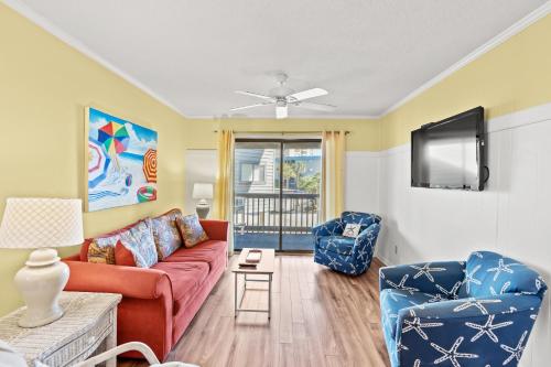 Sea Cabin 147 2nd Row Cherry Grove Section — 4-Star Luxury Hotel in Myrtle Beach, United States
