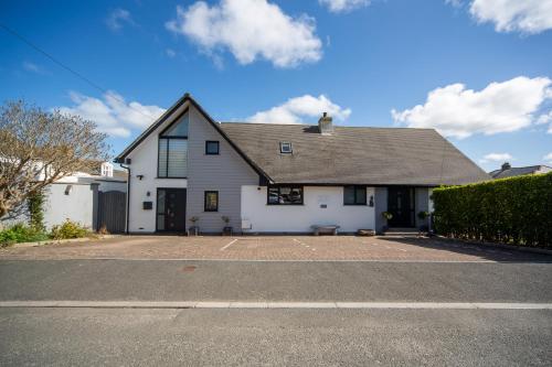 Tor View — 4-Star Luxury Hotel in Padstow, United Kingdom