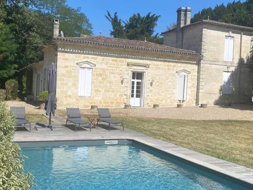 Domaine de la Mouleyre a Cenac Proche Bordeaux in Carignan, France