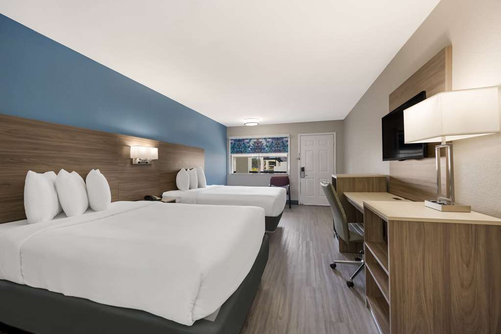 SureStay by Best Western Spring North Houston - photo 11