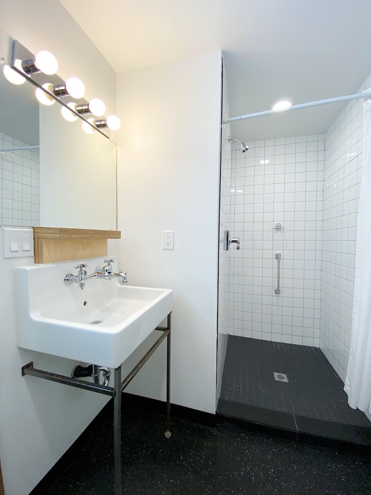 Hotel Corvallis - photo 41