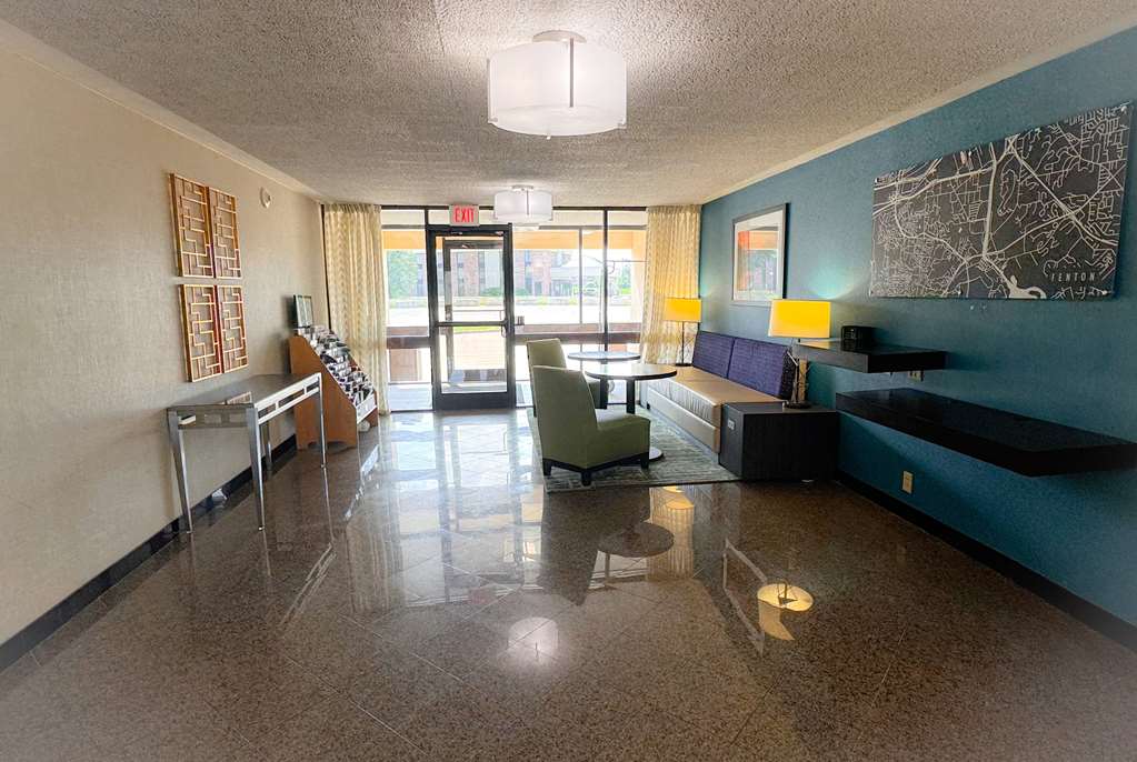 Heritage Inn & Suites St. Louis Fenton Trademark by Wyndham - photo 8