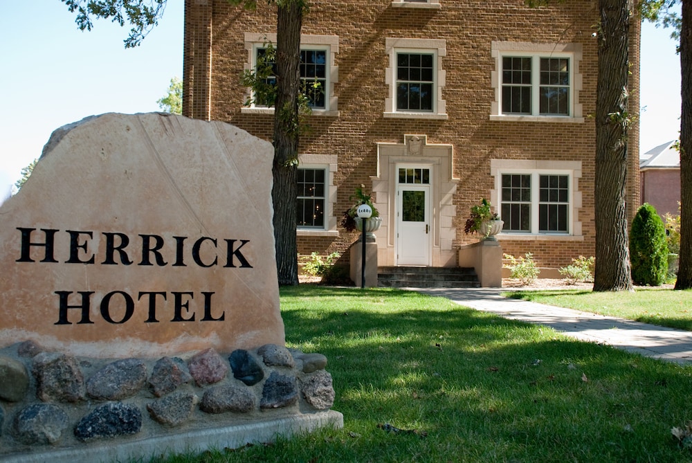 Buffalo Ridge Resort and Business Center - photo 14