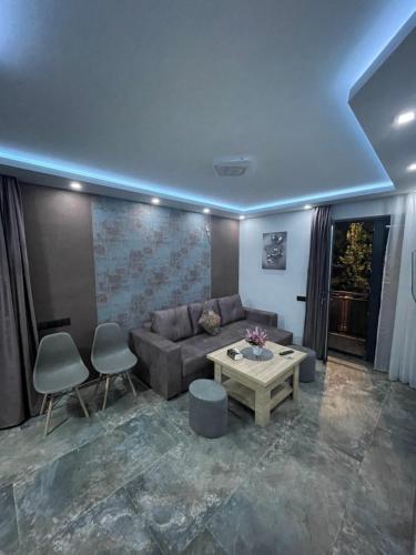 Designed Apartment with French Balcony SELF CHECK IN — 4-Star Luxury Hotel in Yerevan, Armenia