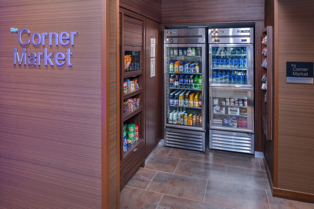 Fairfield Inn & Suites by Marriott Coralville - photo 24