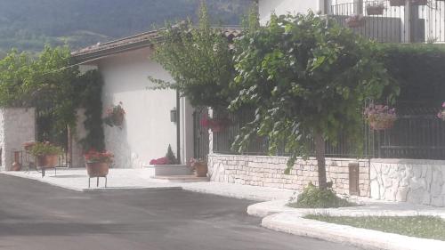Mountain Vacation — Castel Di Sangro — photo 2