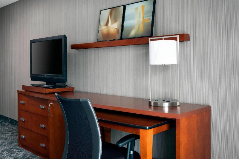 Courtyard by Marriott San Mateo Foster City - photo 79