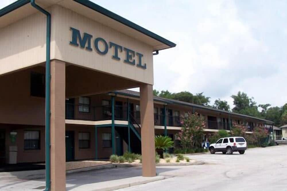 Dinner Bell Motel - photo 2