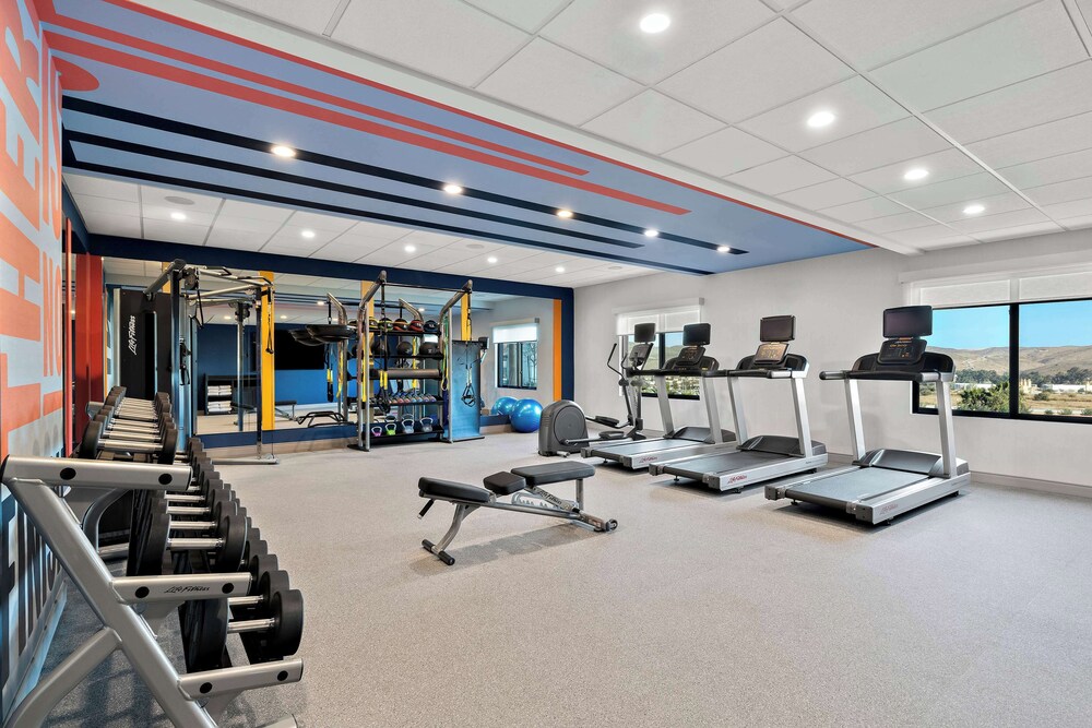 Hampton Inn & Suites by Hilton Corona - photo 41