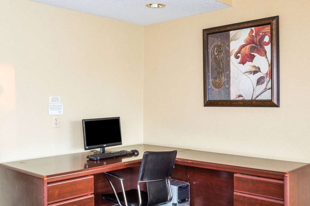 Super 8 by Wyndham Slidell - photo 45